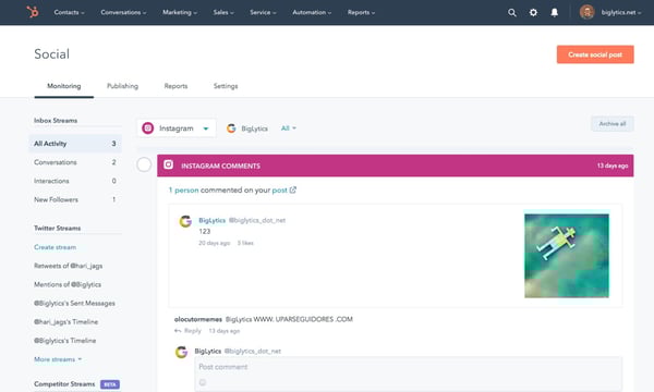 hubspot social media management tool software