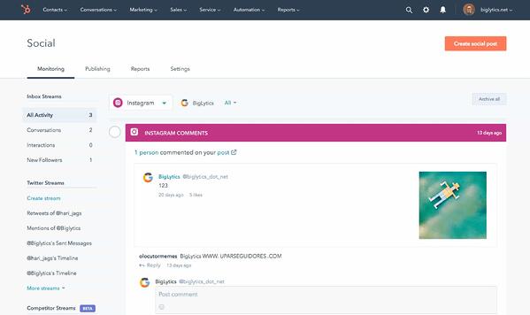 hubspot social media software and analytics tool